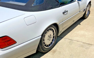 Mercedes-Benz-SL-Class-1990-Convertible-3