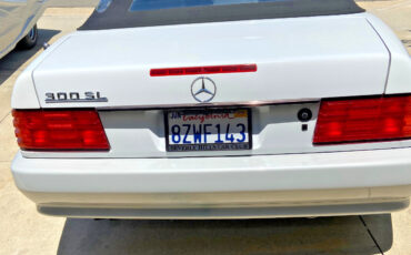 Mercedes-Benz-SL-Class-1990-Convertible-5