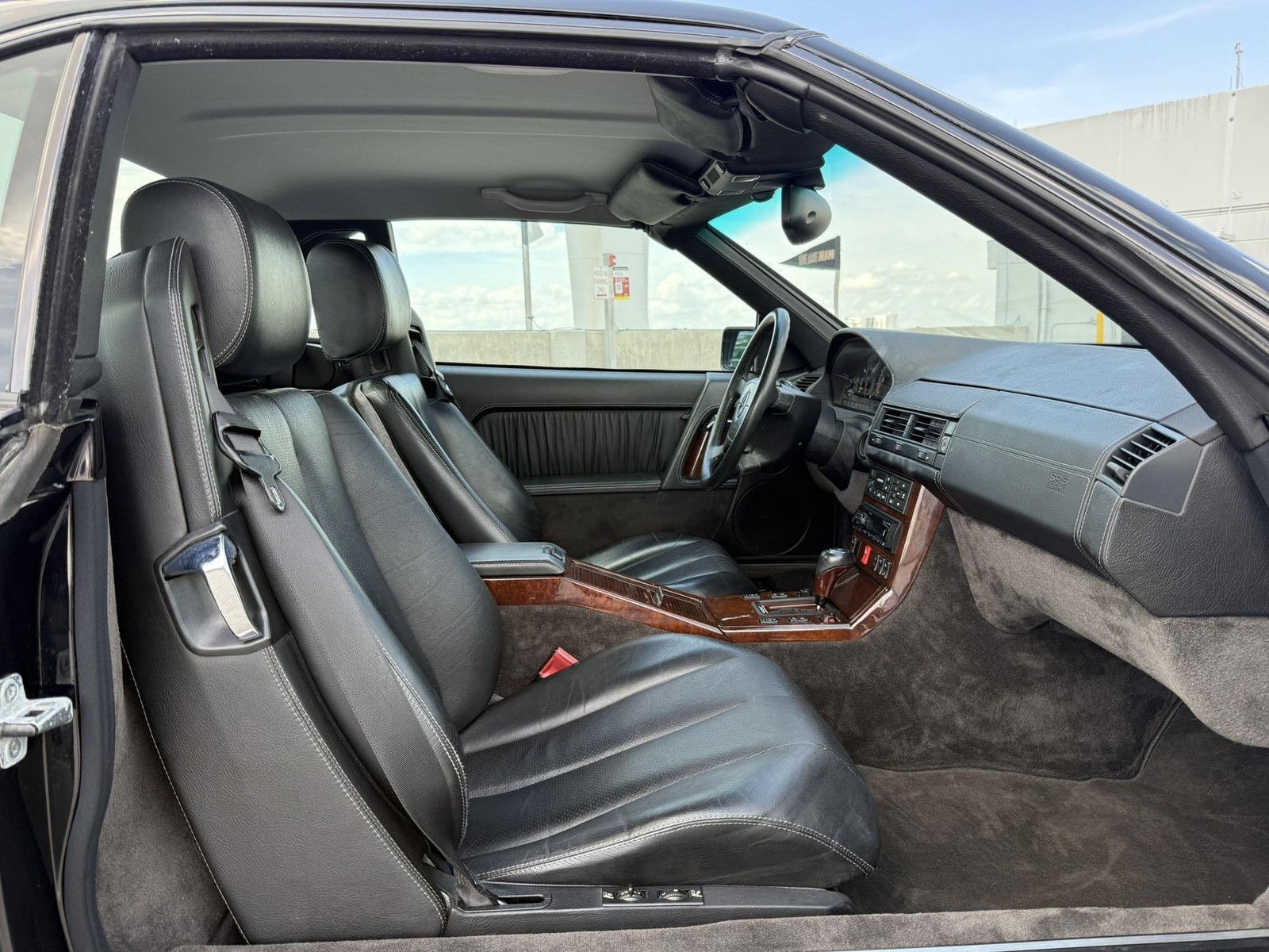 Mercedes-Benz-SL-Class-1995-CONVERTIBLE-2-DR-12