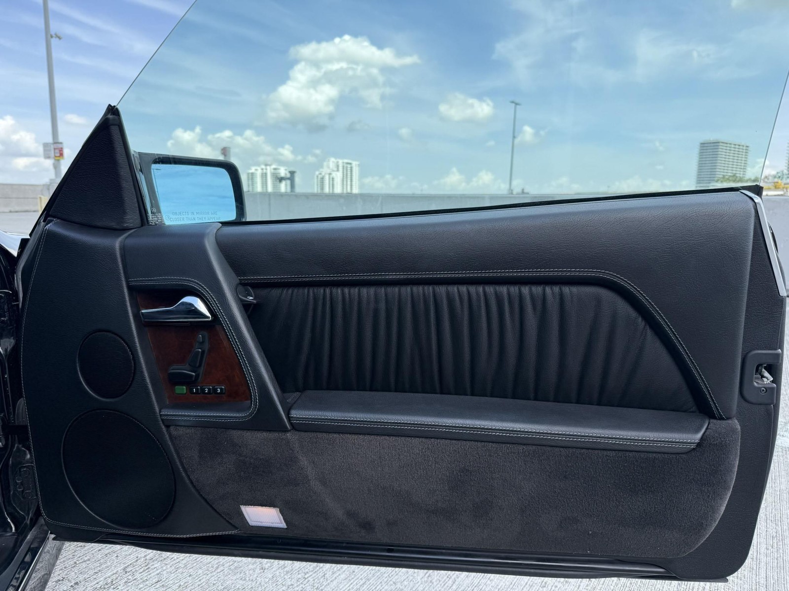 Mercedes-Benz-SL-Class-1995-CONVERTIBLE-2-DR-15
