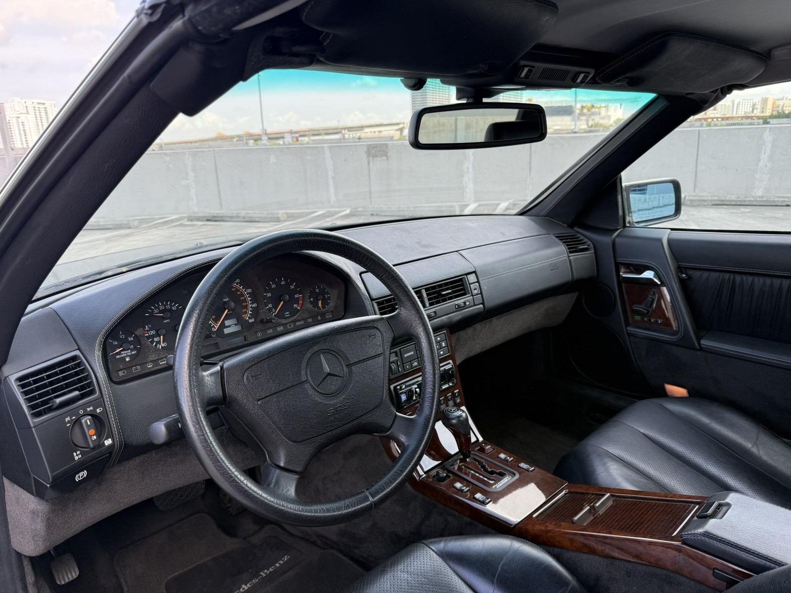 Mercedes-Benz-SL-Class-1995-CONVERTIBLE-2-DR-8