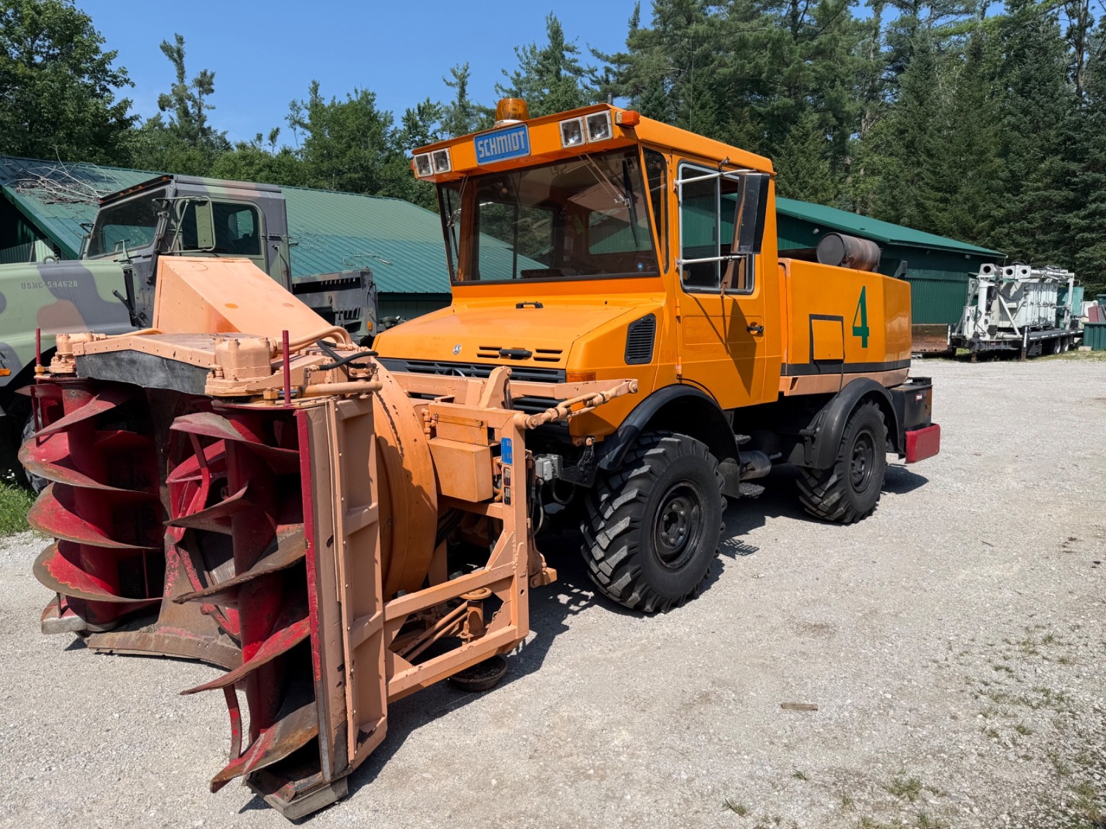 Mercedes-Benz-U1200-1985-Snow-Blower