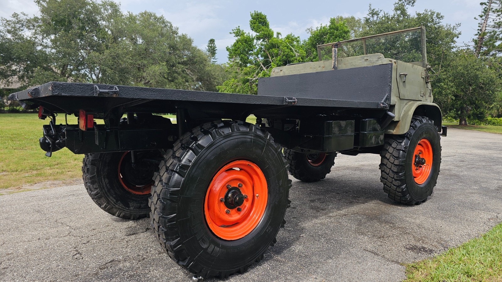 Mercedes-Benz-unimog-1958-12