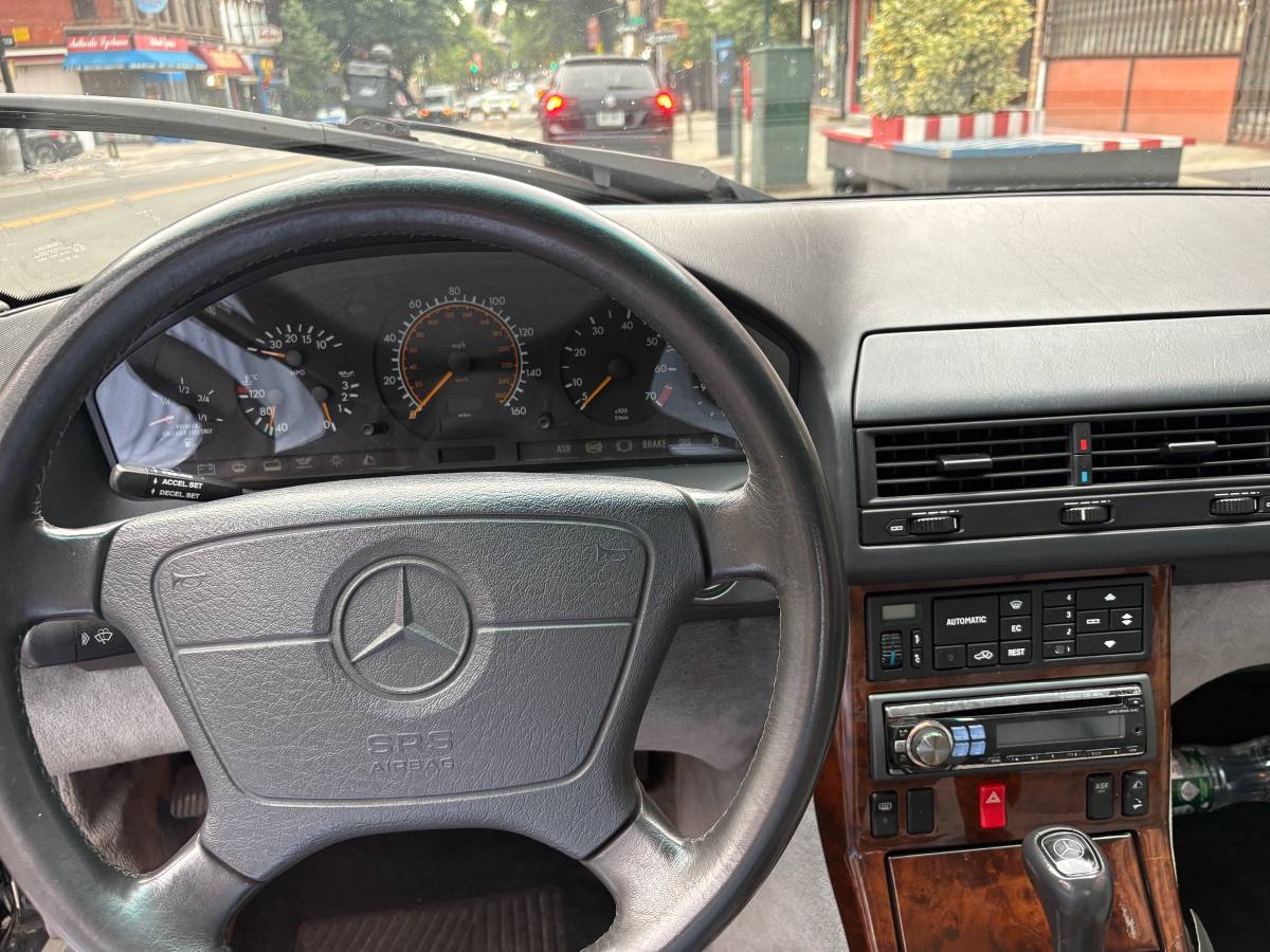 Mercedes-al-320-1995-7