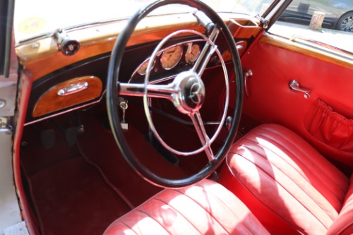 Mercedes-benz-170-v-1936-Silver-and-black-Red-7