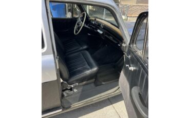 Mercedes-benz-180-1959-Black-and-silver-Black-2