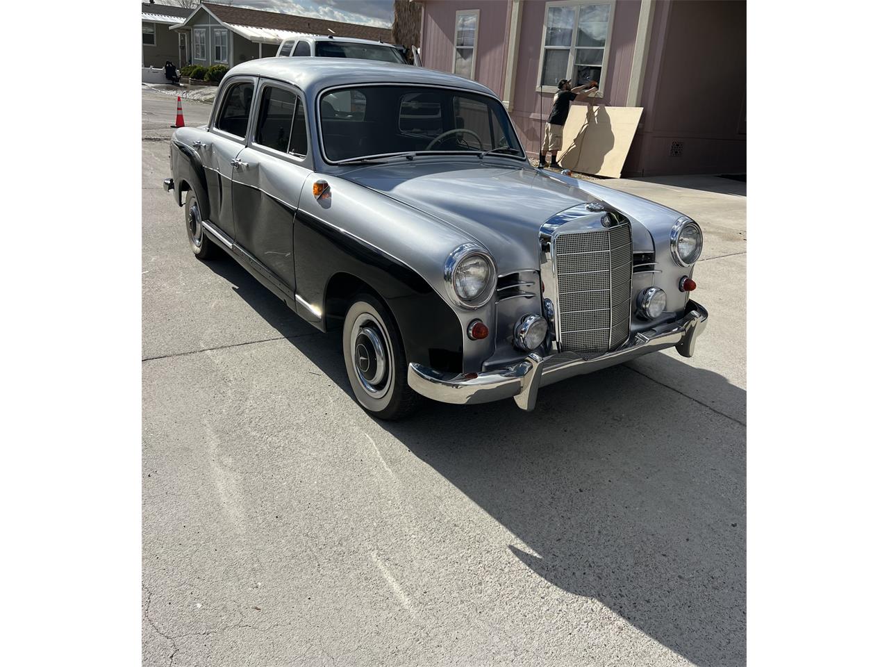 Mercedes-benz-180-1959-Black-and-silver-Black-8