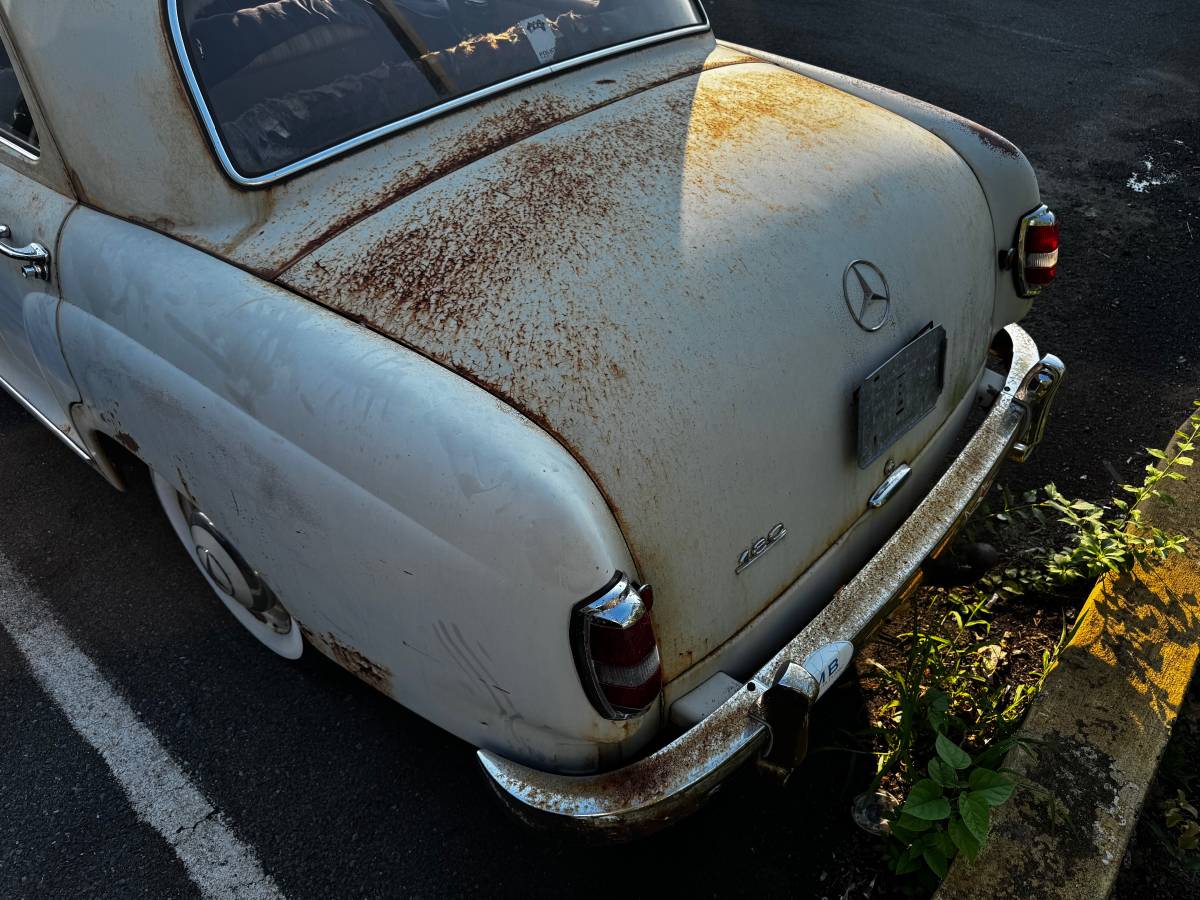 Mercedes-benz-180a-1959-3