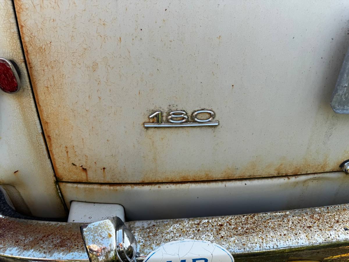 Mercedes-benz-180a-1959-4