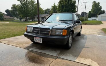 Mercedes-benz-190-190e-2.6-1988-1