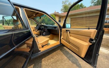 Mercedes-benz-190-190e-2.6-1988-5