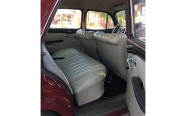 Mercedes-benz-190-1961-MaroonRed-tan-1