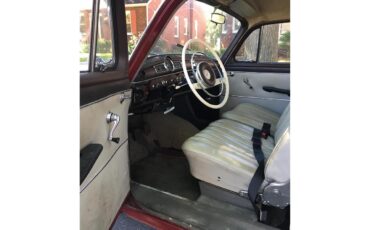 Mercedes-benz-190-1961-MaroonRed-tan-19