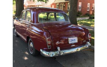 Mercedes-benz-190-1961-MaroonRed-tan-8