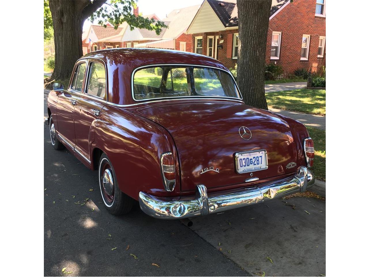 Mercedes-benz-190-1961-MaroonRed-tan-8