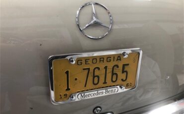 Mercedes-benz-190-1961-Pearl-Red-18