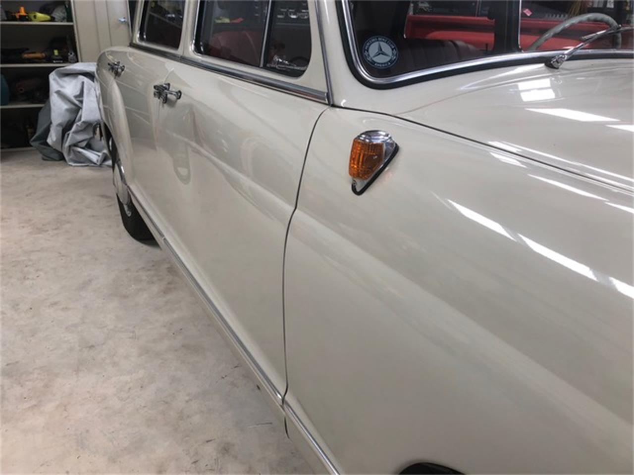 Mercedes-benz-190-1961-Pearl-Red-2