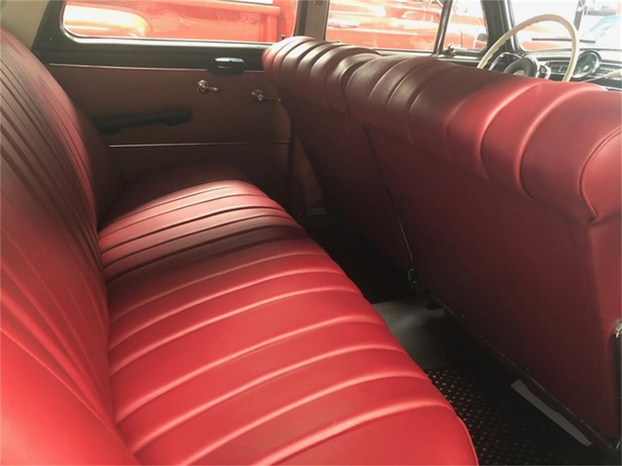 Mercedes-benz-190-1961-Pearl-Red-22