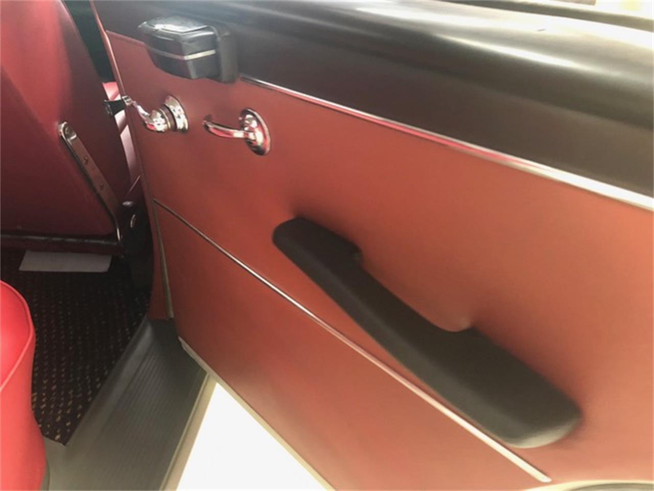 Mercedes-benz-190-1961-Pearl-Red-26