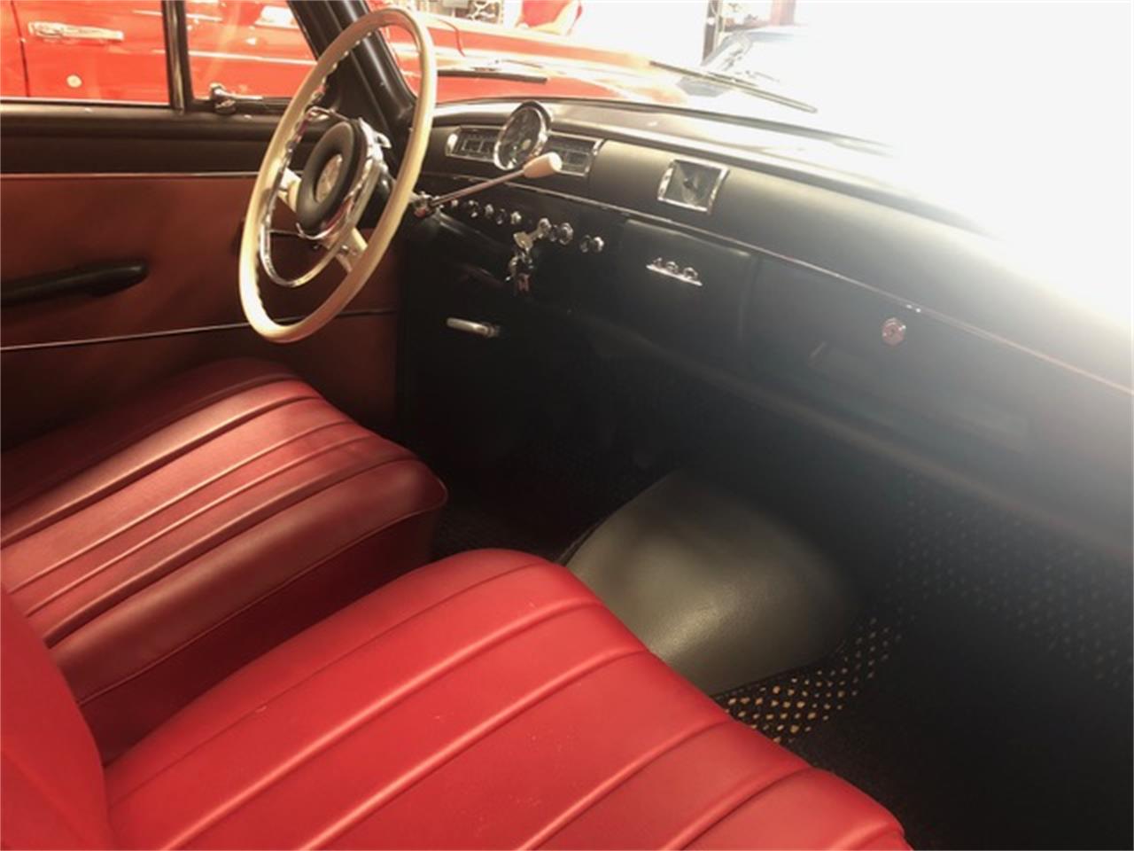 Mercedes-benz-190-1961-Pearl-Red-28