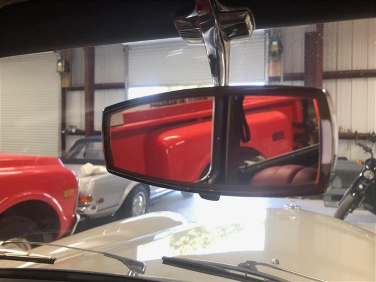 Mercedes-benz-190-1961-Pearl-Red-5