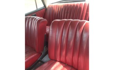 Mercedes-benz-190-1964-Black-Red-5