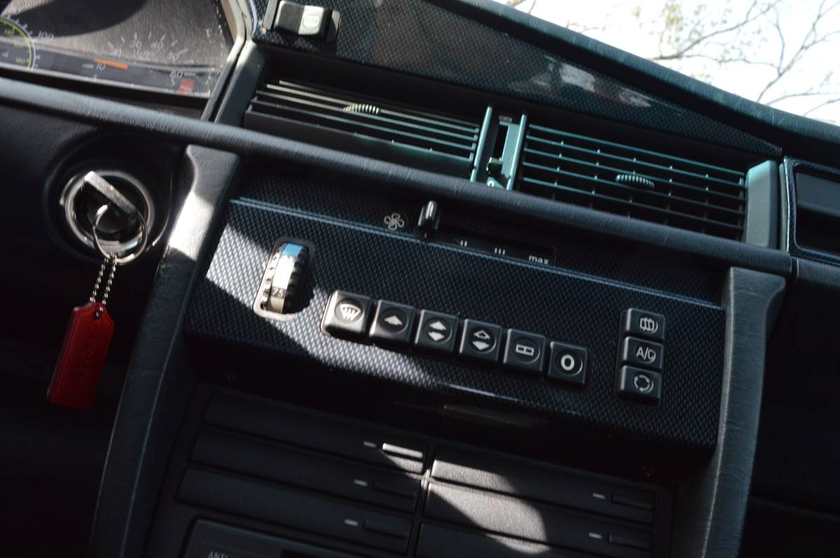 Mercedes-benz-190e-le-1993-6