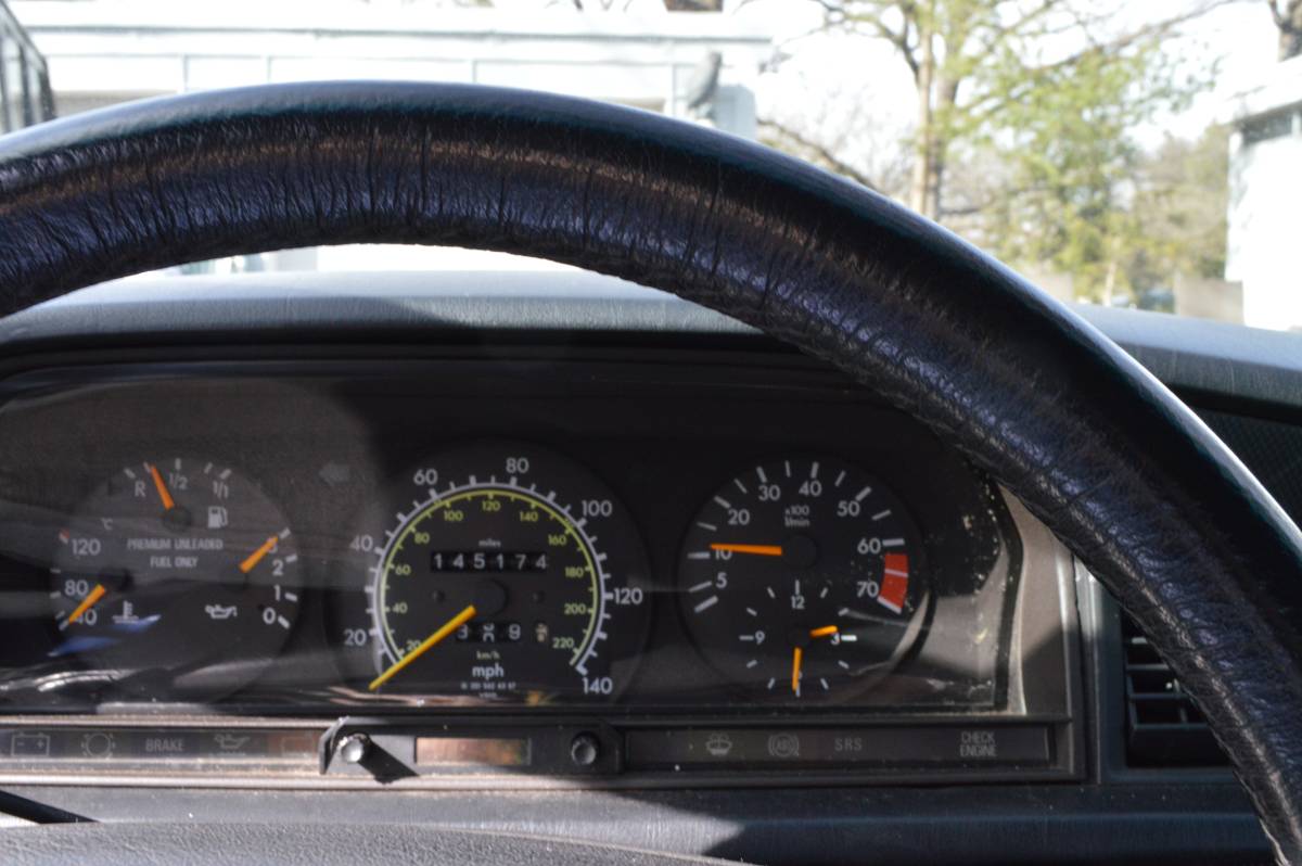 Mercedes-benz-190e-le-1993-7
