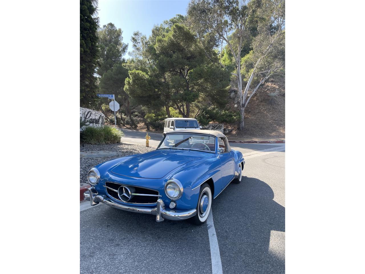 Mercedes-benz-190sl-1957-Blue-Red-1