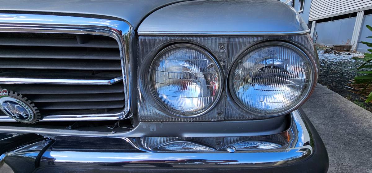 Mercedes-benz-1973-silver-11