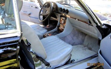 Mercedes-benz-1983-black-5