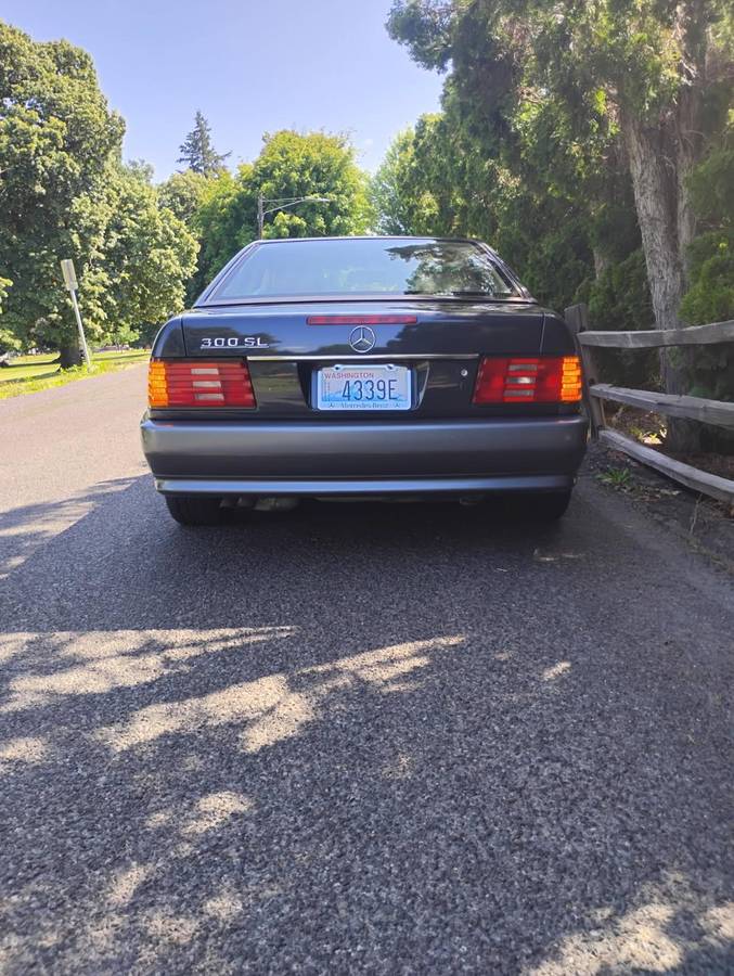 Mercedes-benz-1990-black-4