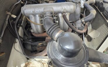 Mercedes-benz-200d-diesel-1967-3