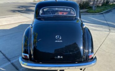 Mercedes-benz-220a-1955-Black-Red-2