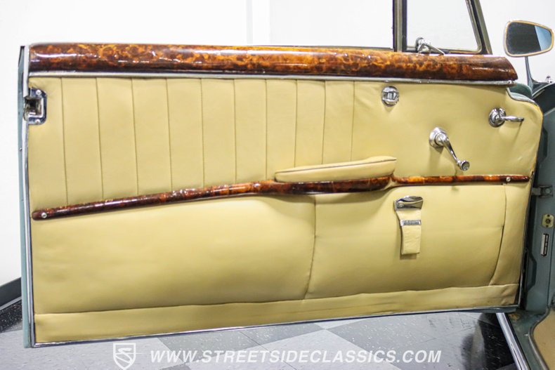 Mercedes-benz-220s-1959-Blue-Tan-2