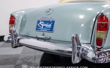 Mercedes-benz-220s-1959-Blue-Tan-40