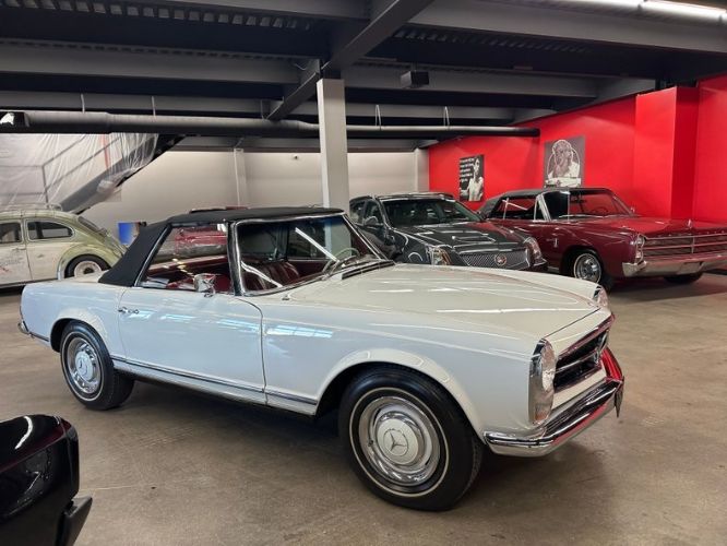 Mercedes-benz-230sl-1966-WhiteBlack-Top-Red-15