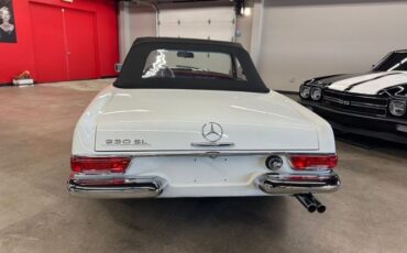 Mercedes-benz-230sl-1966-WhiteBlack-Top-Red-18