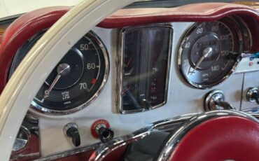 Mercedes-benz-230sl-1966-WhiteBlack-Top-Red-24