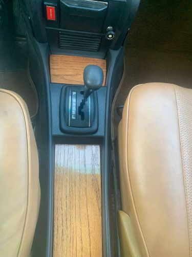 Mercedes-benz-240d-1976-Yellow-10
