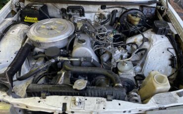 Mercedes-benz-240d-diesel-1982-white-1