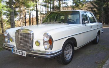 Mercedes-benz-250s-sedan-3.0-1967-white