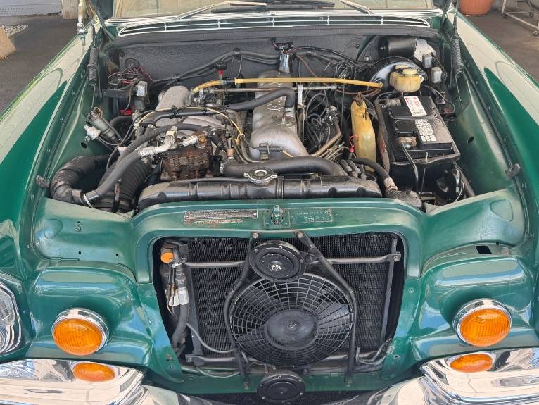 Mercedes-benz-280-class-1972-19