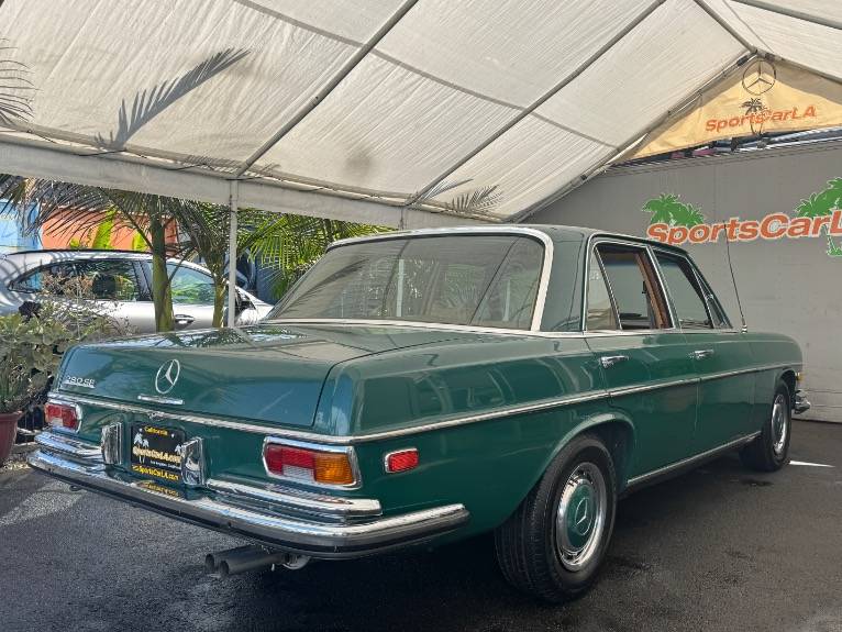 Mercedes-benz-280-class-1972-4