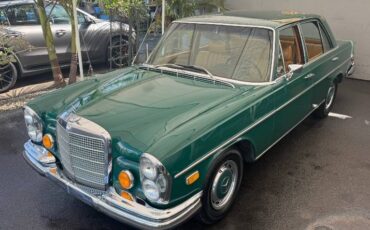 Mercedes-benz-280-class-1972-8