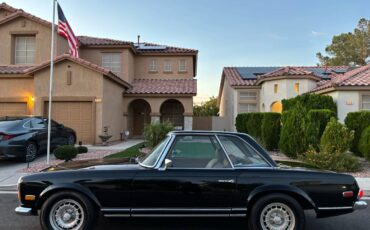 Mercedes-benz-280-sl-1971-black-22