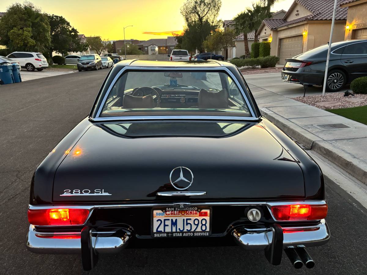 Mercedes-benz-280-sl-1971-black