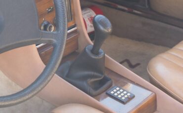Mercedes-benz-280-sl-1980-orange-1