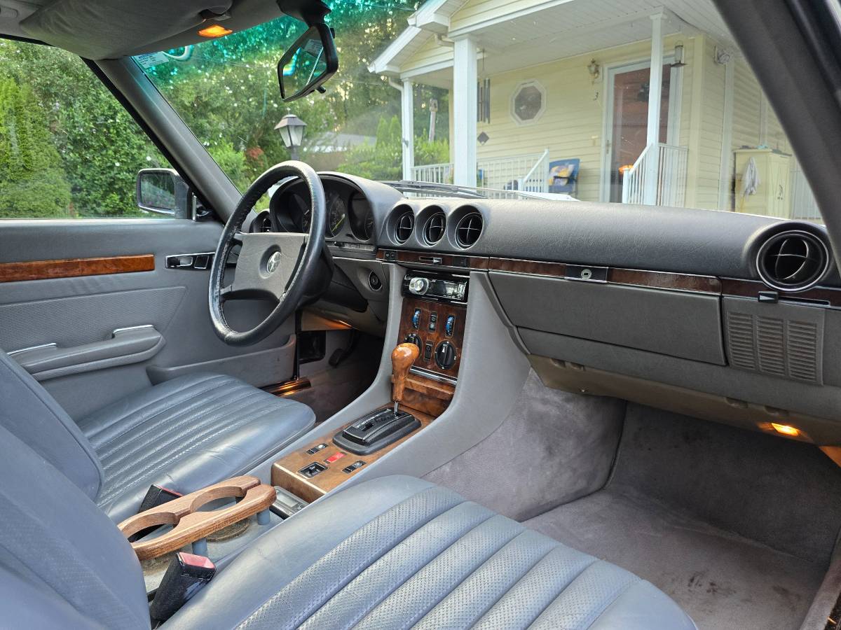 Mercedes-benz-280-sl-1985-grey-1