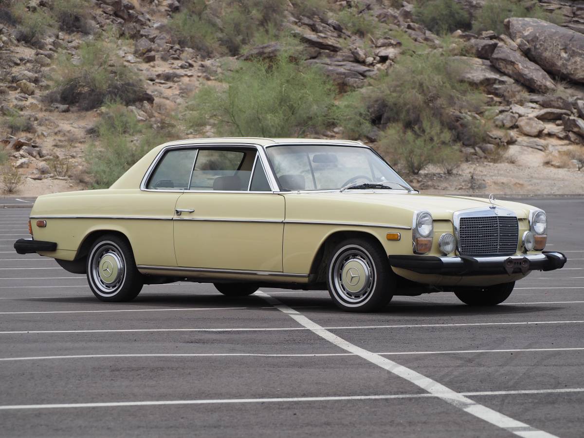 Mercedes-benz-280c-1974-yellow-3